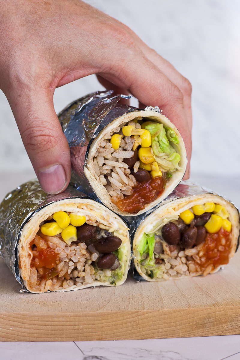 https://mypureplants.com/wp-content/uploads/2020/07/Chipotle-Veggie-Burrito-12.jpg